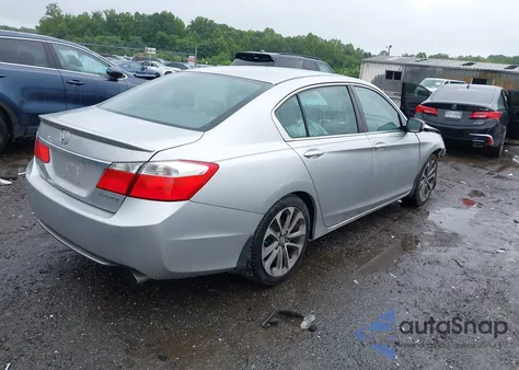 2013 Honda Accord Sport z USA, uszkodzony, nr VIN 1HGCR2F54DA241062